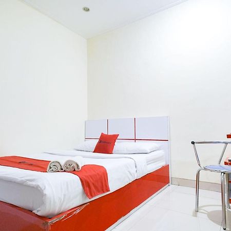 Reddoorz At Buah Batu 5 Hotel Bandung Luaran gambar