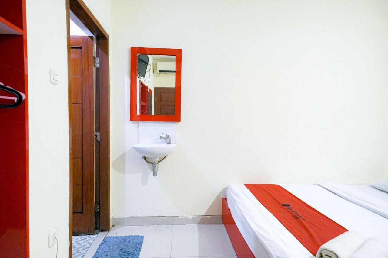 Reddoorz At Buah Batu 5 Hotel Bandung Luaran gambar