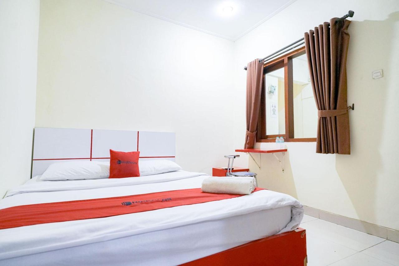 Reddoorz At Buah Batu 5 Hotel Bandung Luaran gambar